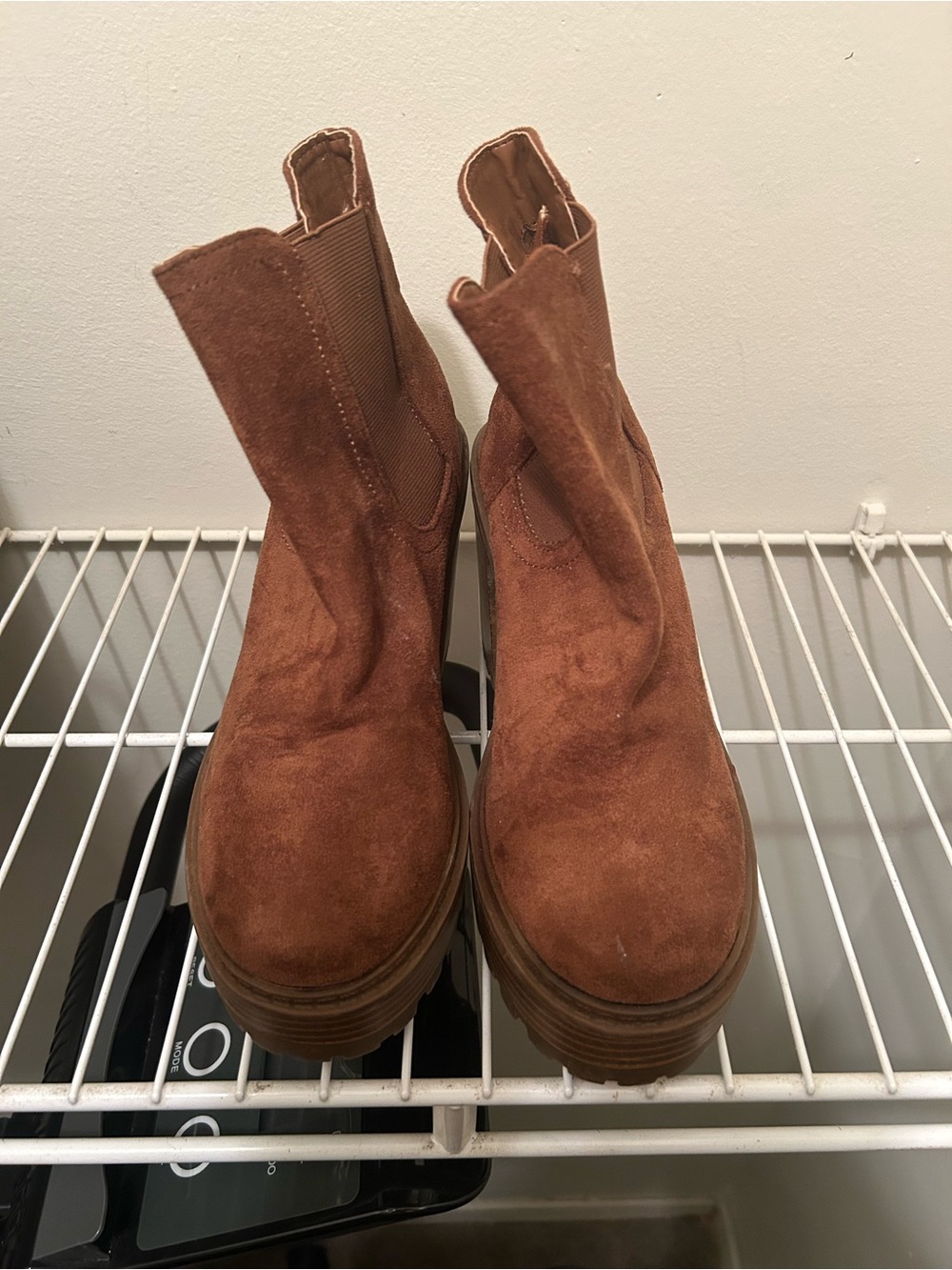 Women's Suede Chelsea Booties in Chestnut Brown